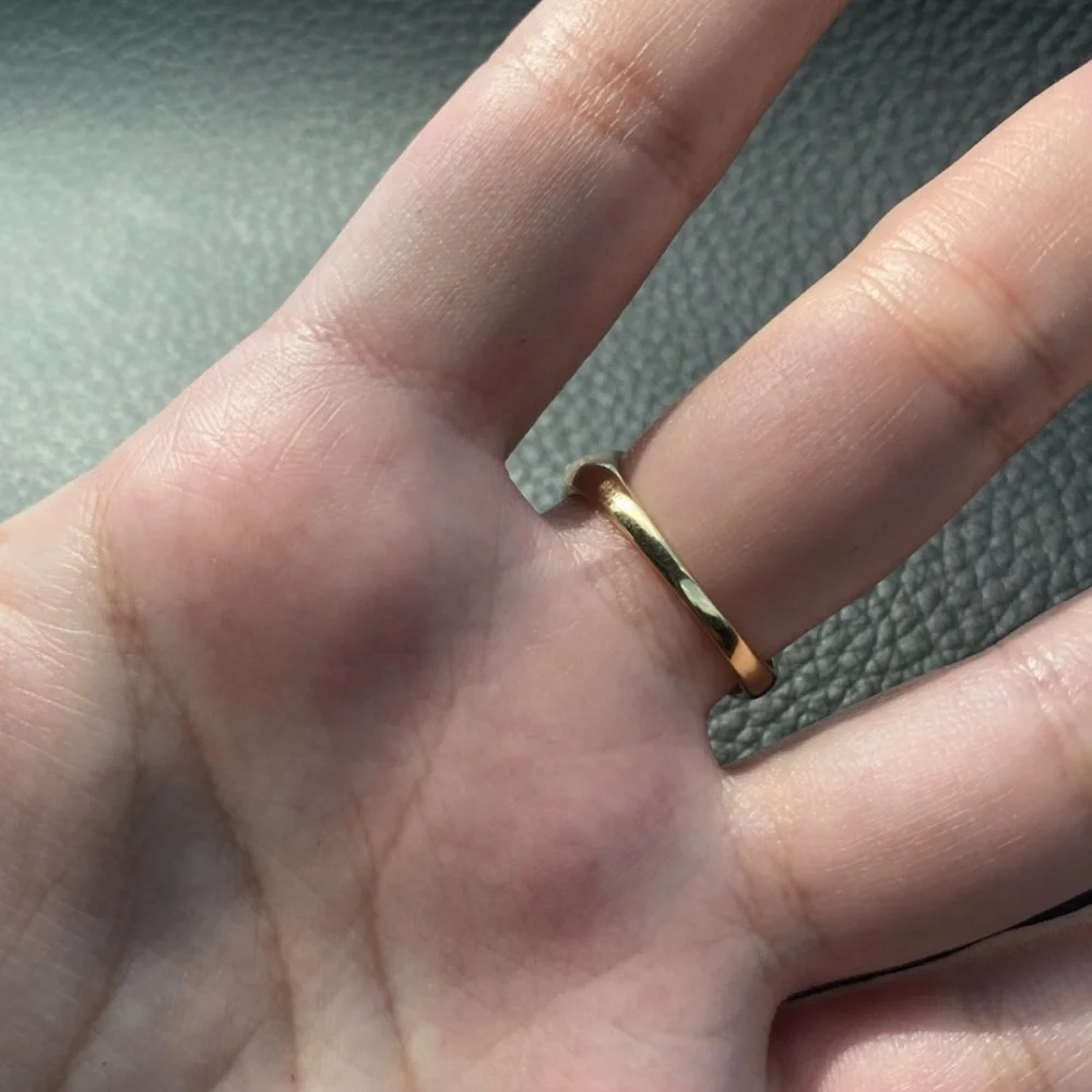 Real Gold Ring 10kt - Picture 5 of 6